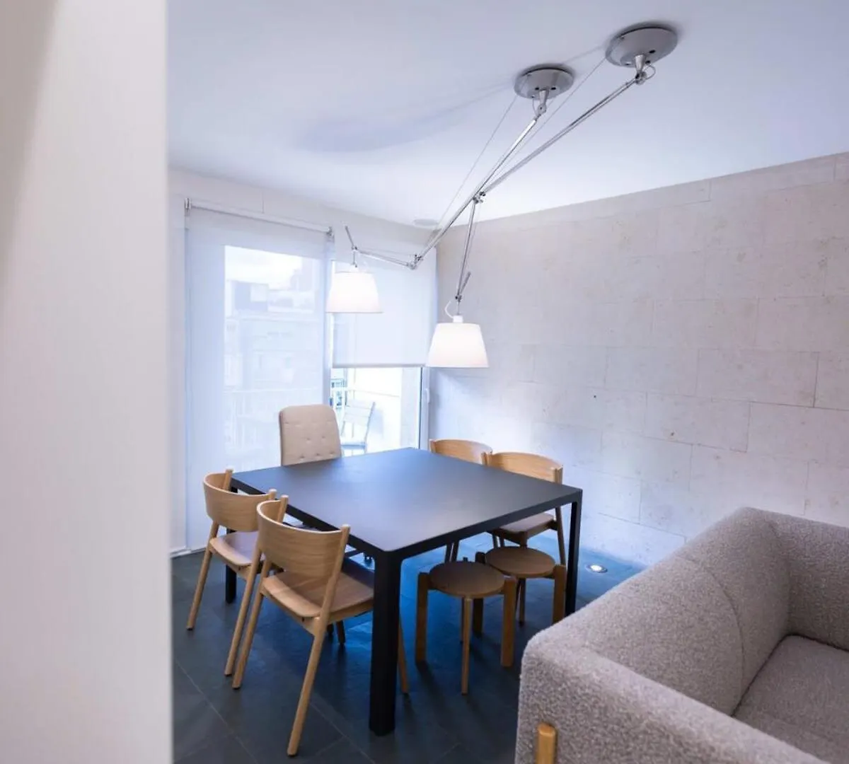 Ampersand - Bright 2-Bedroom Apartment برشلونة