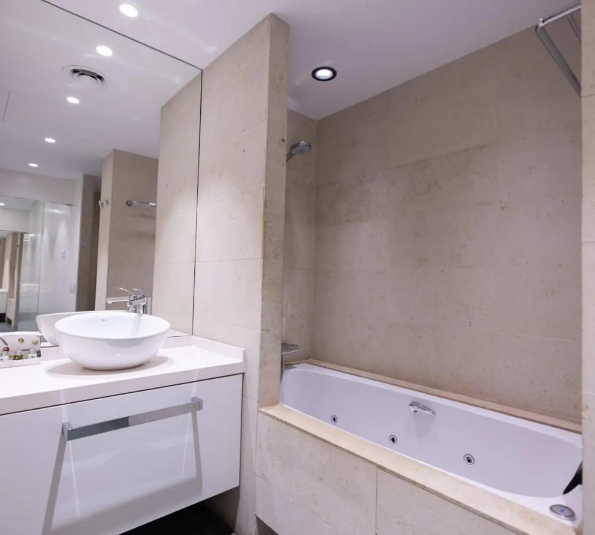 Ampersand - Bright 2-Bedroom Apartment برشلونة إسبانيا