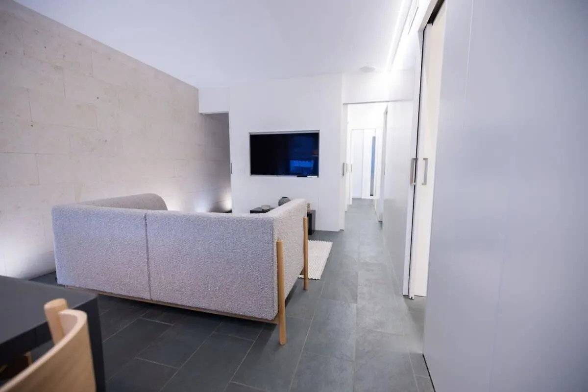 Ampersand - Bright 2-Bedroom Apartment برشلونة